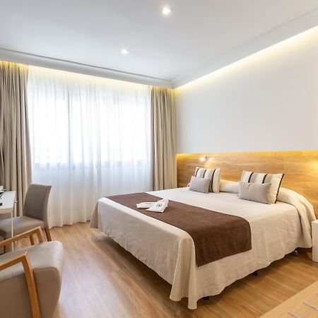 Monte Carmelo Hotell Sevilla Exteriör bild