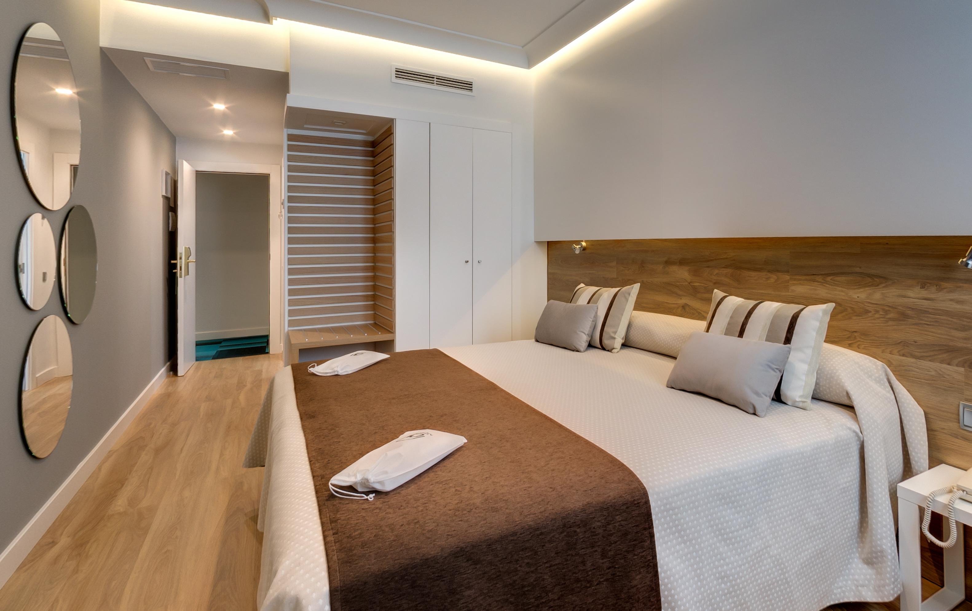 Monte Carmelo Hotell Sevilla Exteriör bild