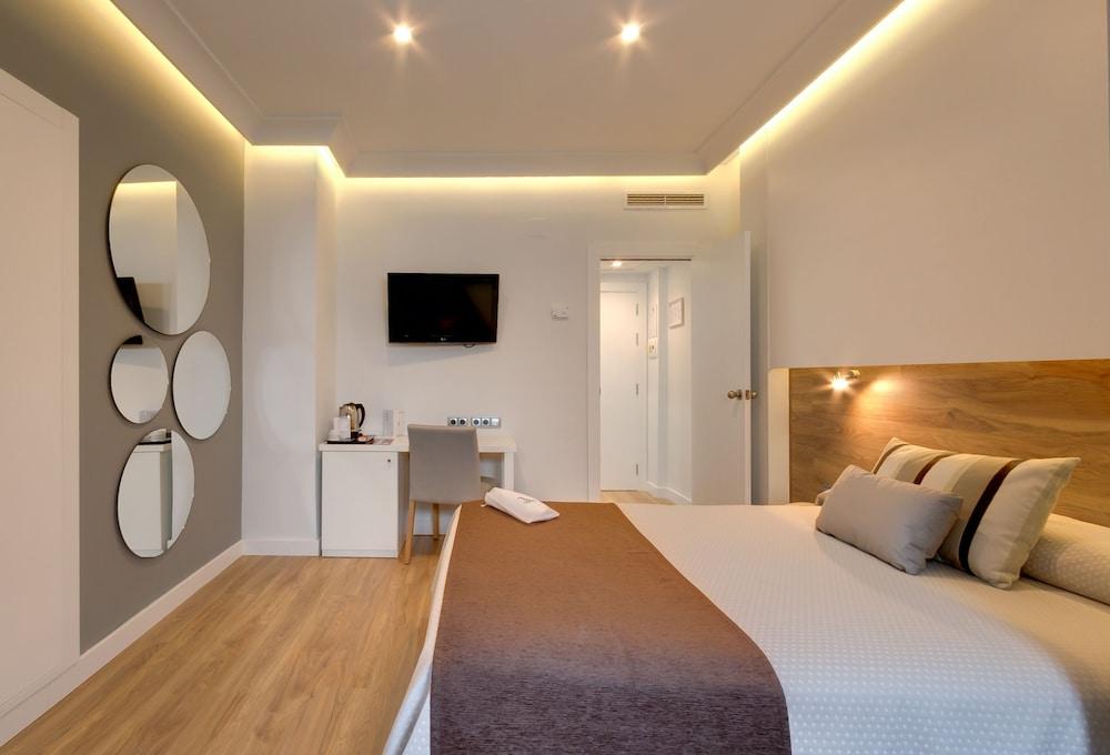 Monte Carmelo Hotell Sevilla Exteriör bild