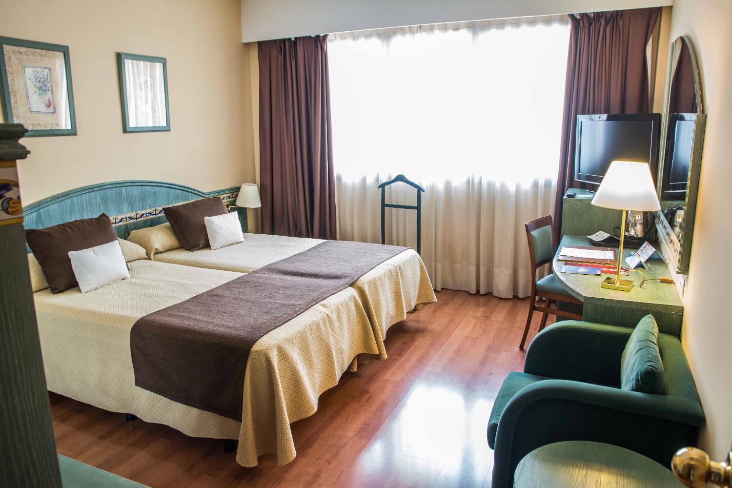 Monte Carmelo Hotell Sevilla Exteriör bild